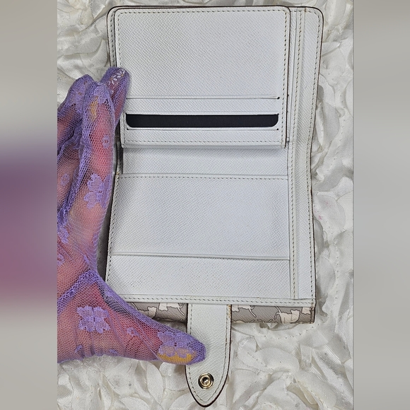 Celine Horse and Carriage Monogram Double Snap Wallet - Picture 7 of 15